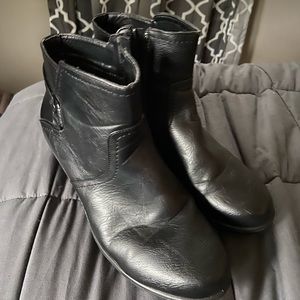 Easy street Black booties size 12
